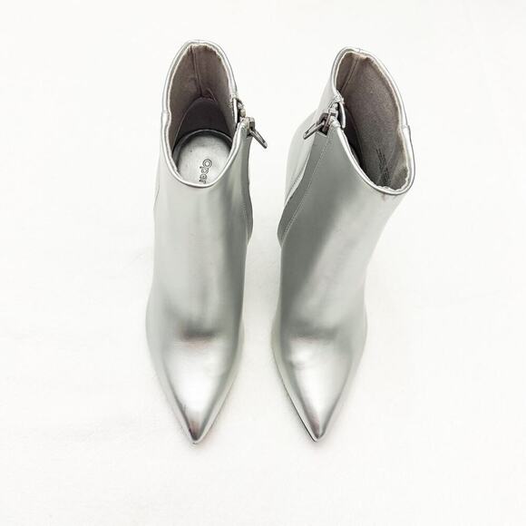 Oped Edit Blythe Silver Metallic Pointy Toe Heeled Boot Bootie Size 7 NWOT - Picture 1 of 6